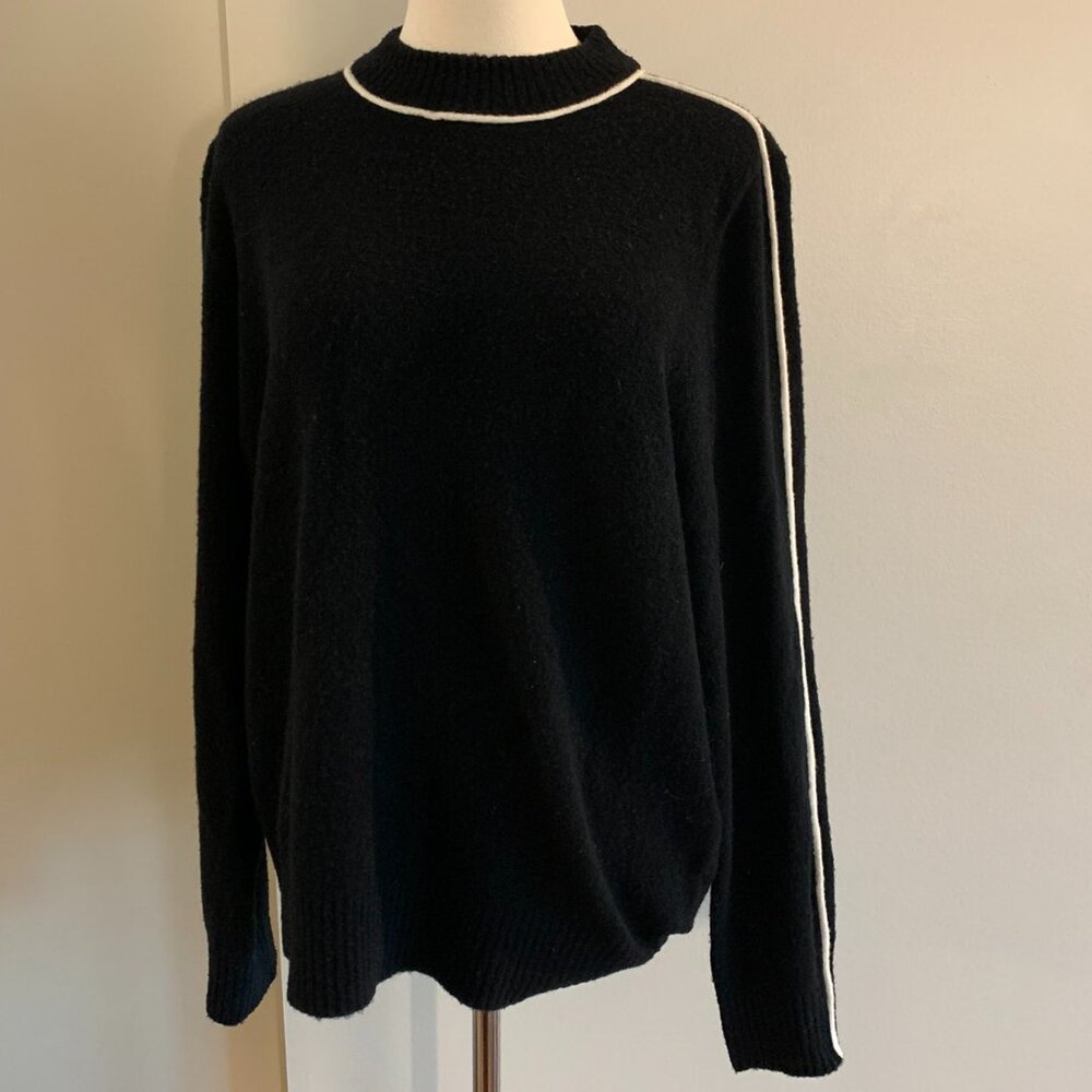Athleta Sweater Sz L